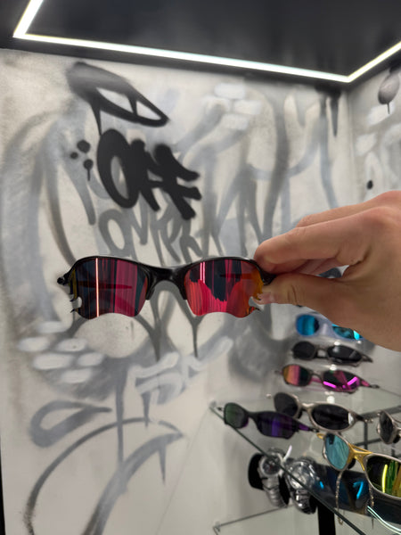 Romeo 2 Carbon Flame