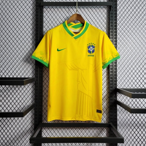 Camisa Brasil Cristo Redentor Amarela - Torcedor Masculina